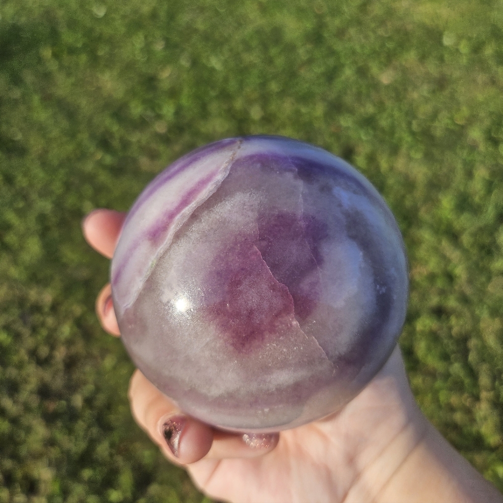 Fluorite sphere 3.2 in - Picture 2 of 6